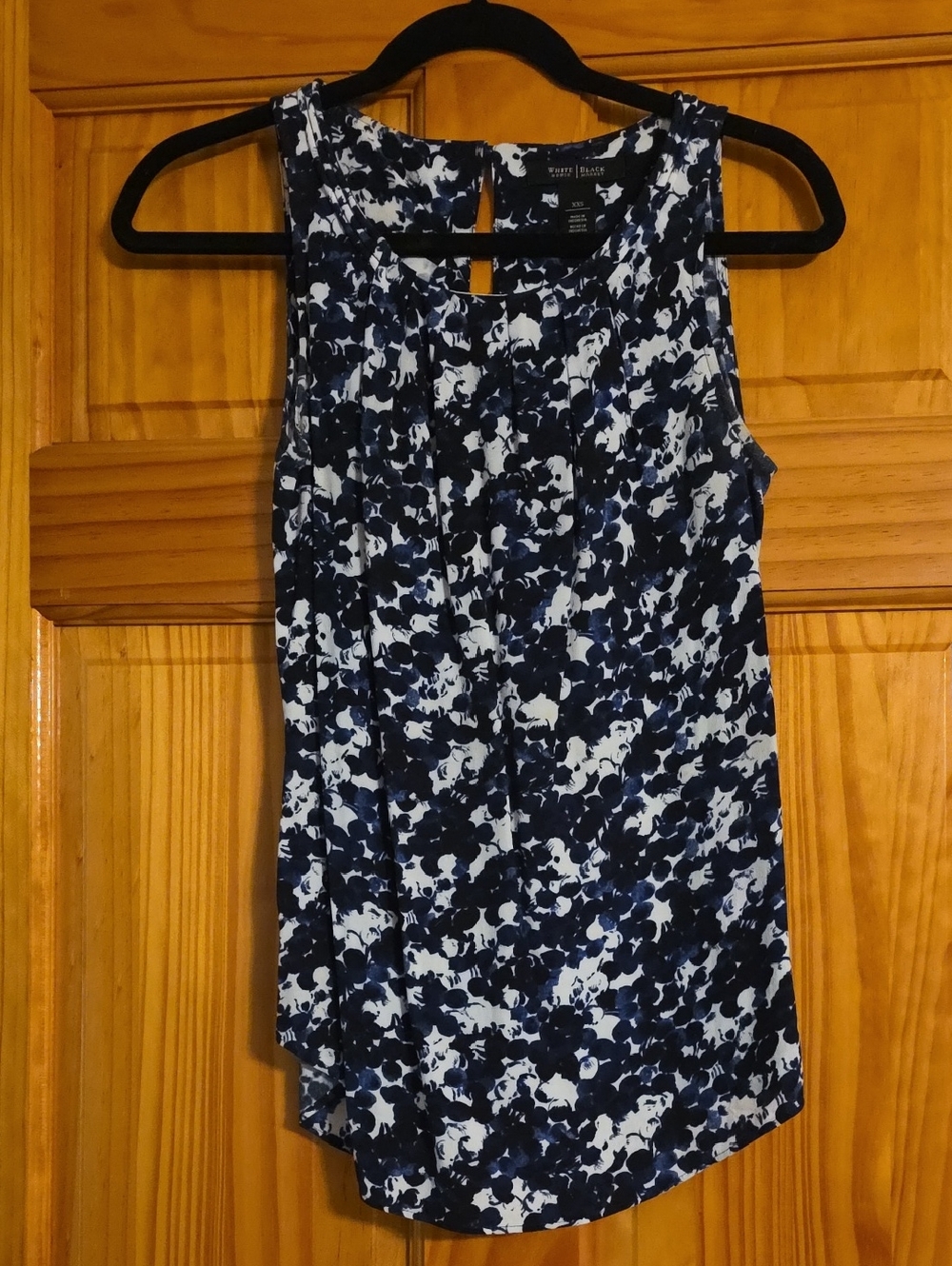 White House Black Market Navy & White Sleeveless Printed Camisole